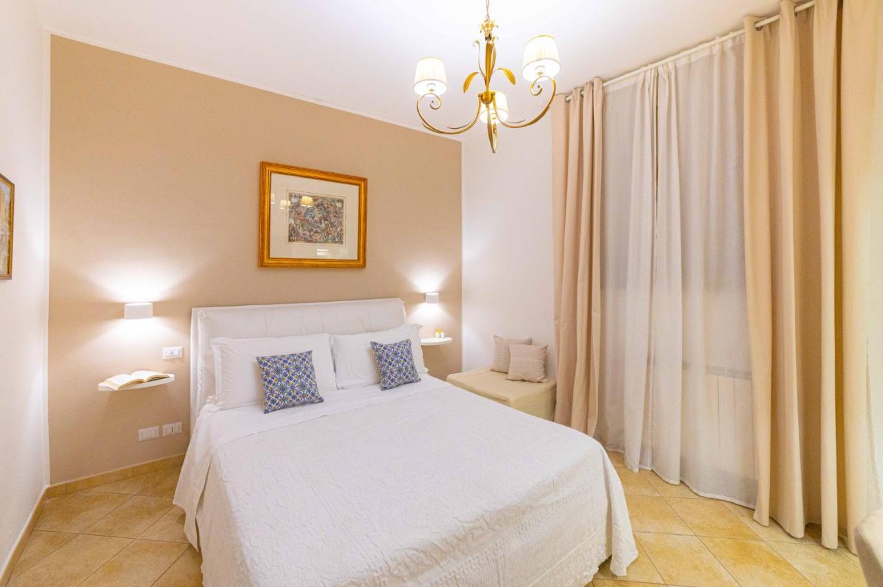 Bed And Breakfast Dionisio Taormina Bagian luar foto