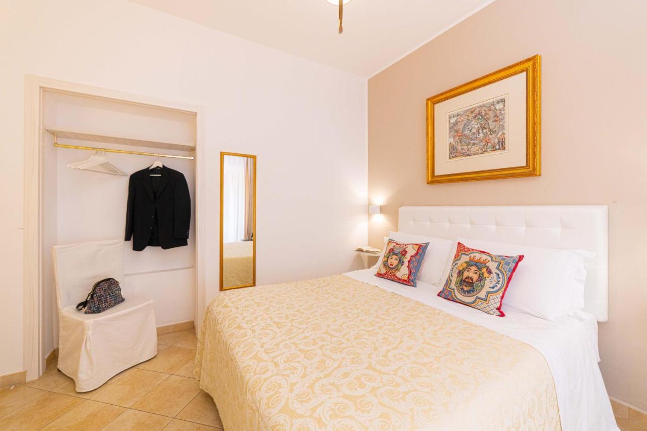 Bed And Breakfast Dionisio Taormina Bagian luar foto