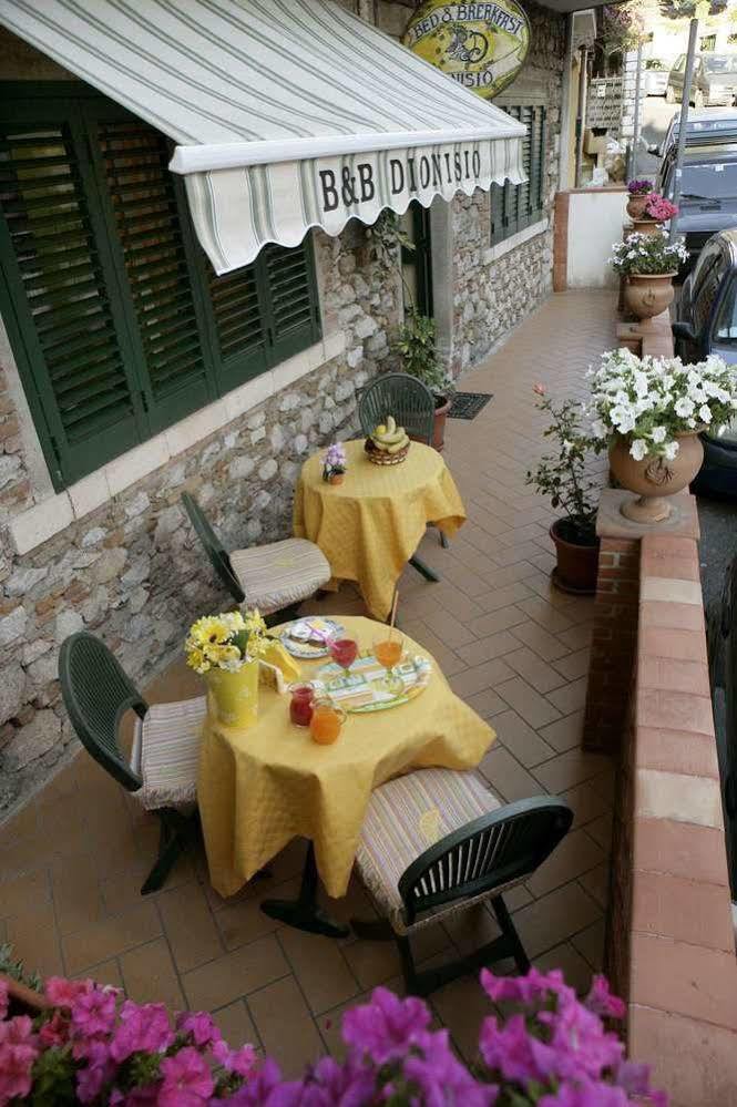 Bed And Breakfast Dionisio Taormina Bagian luar foto
