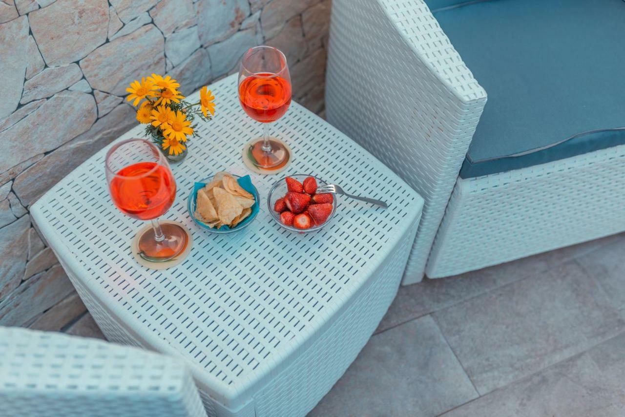 Bed And Breakfast Dionisio Taormina Bagian luar foto